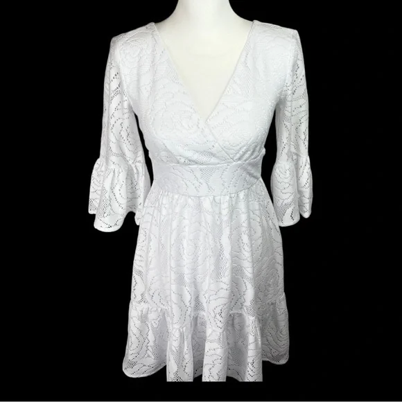 Lilly Pulitzer Resort White Cecilia Dress Bungalow Blossom Lace, Size 00… - Picture 2 of 8